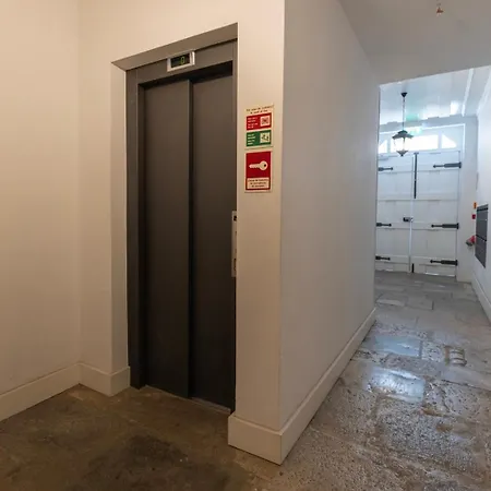 Lisbon's Heart شقة Lisboa