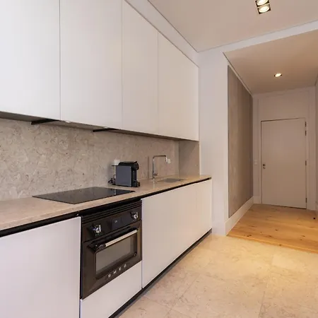 Lisbon's Heart Daire